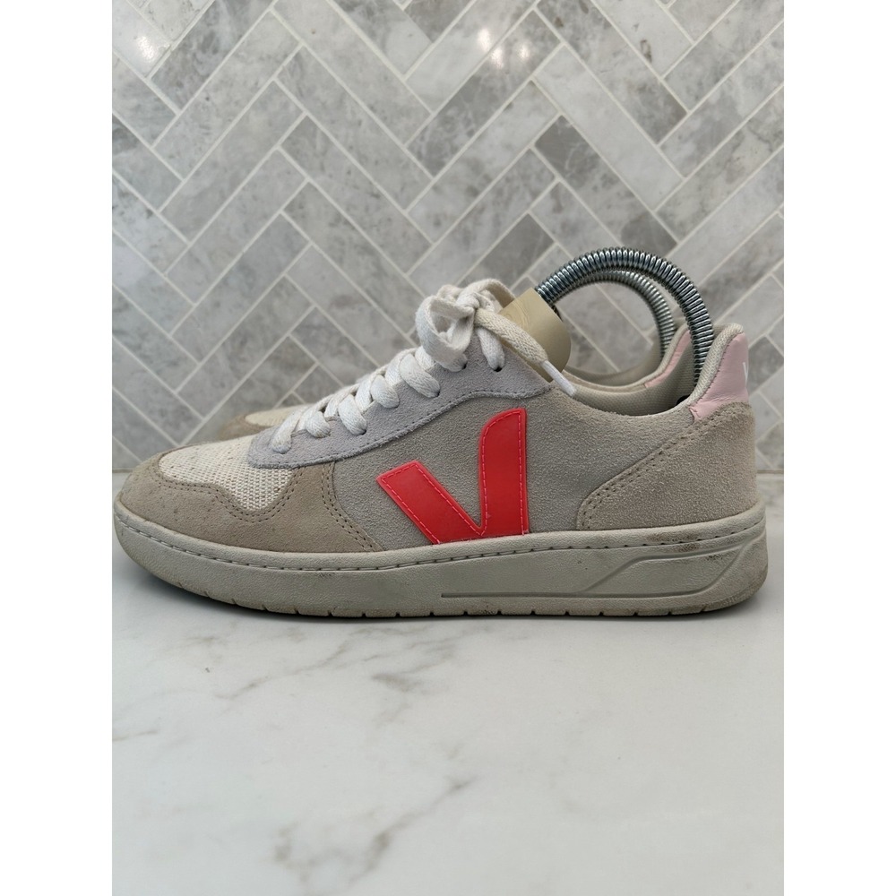 Veja V-10 Sneakers Womens Size 8 Beige Natural Rose Pink Classic Lace Up Low Top